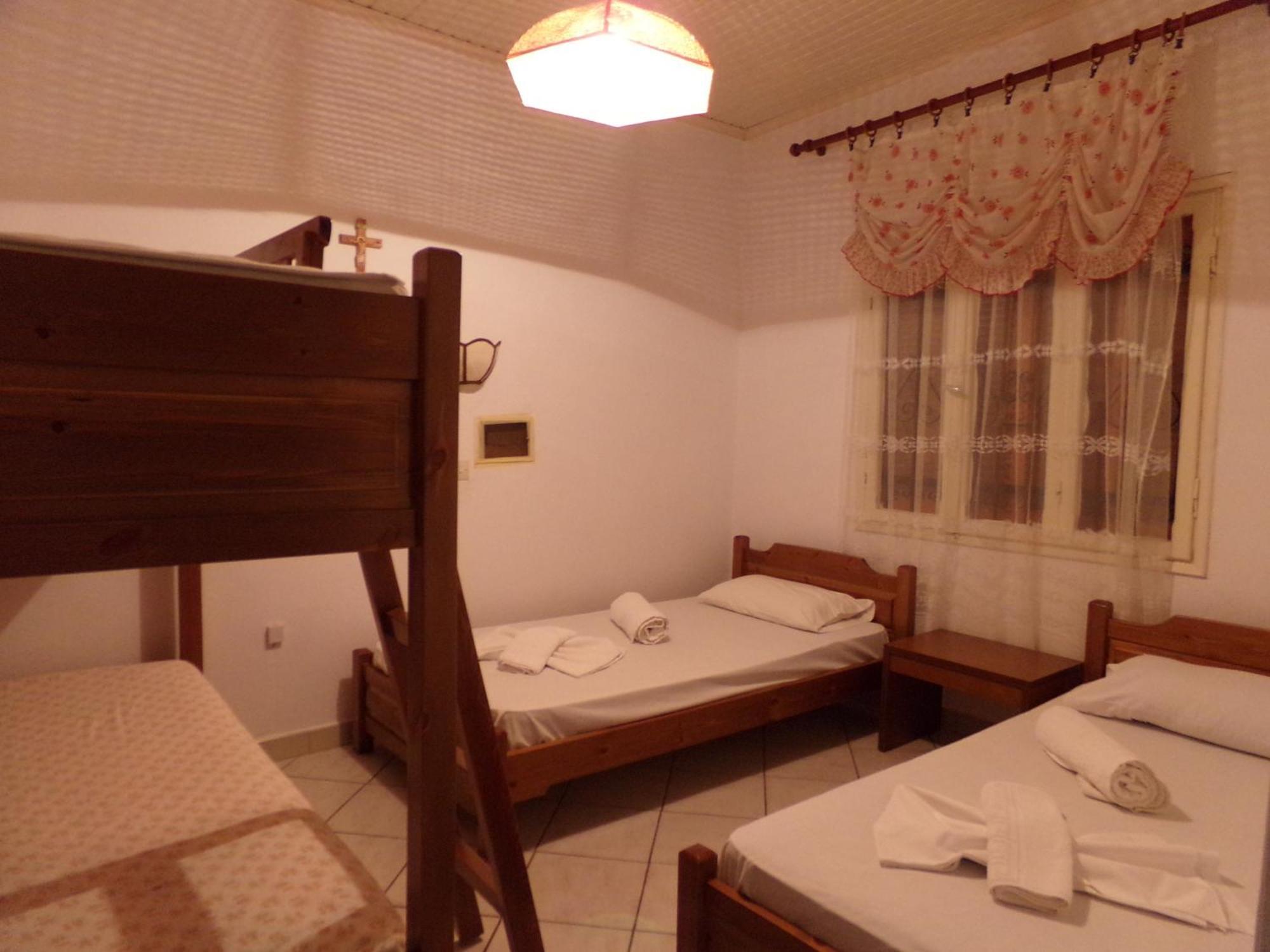 Villa Karapataki Szkála Rahoníu Szoba fotó