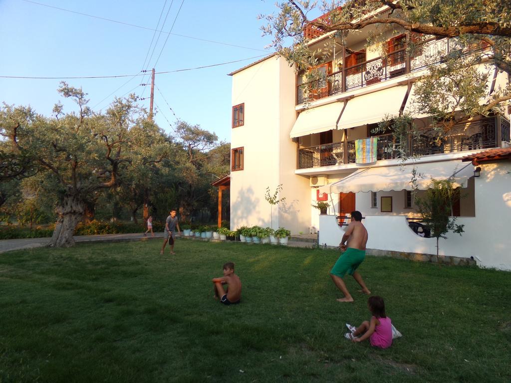 Villa Karapataki Szkála Rahoníu Szoba fotó