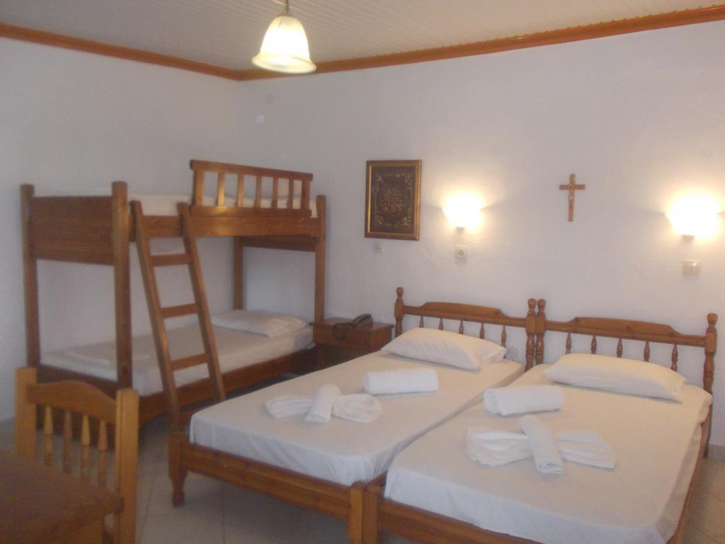Villa Karapataki Szkála Rahoníu Szoba fotó