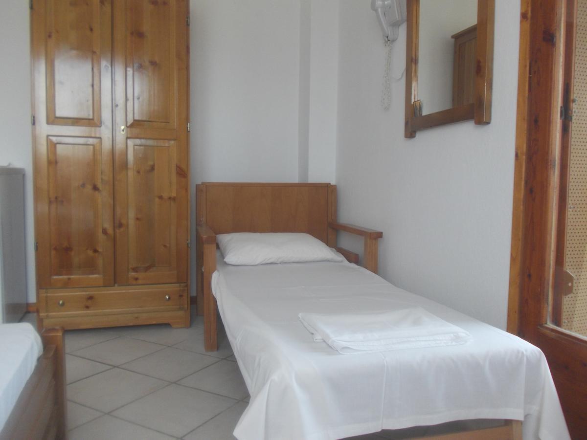 Villa Karapataki Szkála Rahoníu Szoba fotó